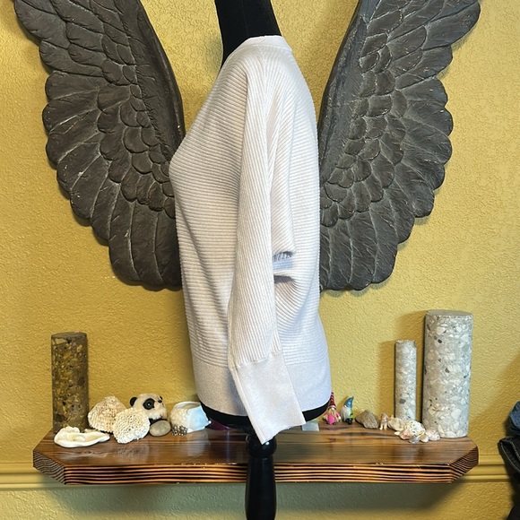 Dynamite VNeck Ribbed Cardigan Style Sweater - Picture 5 of 8